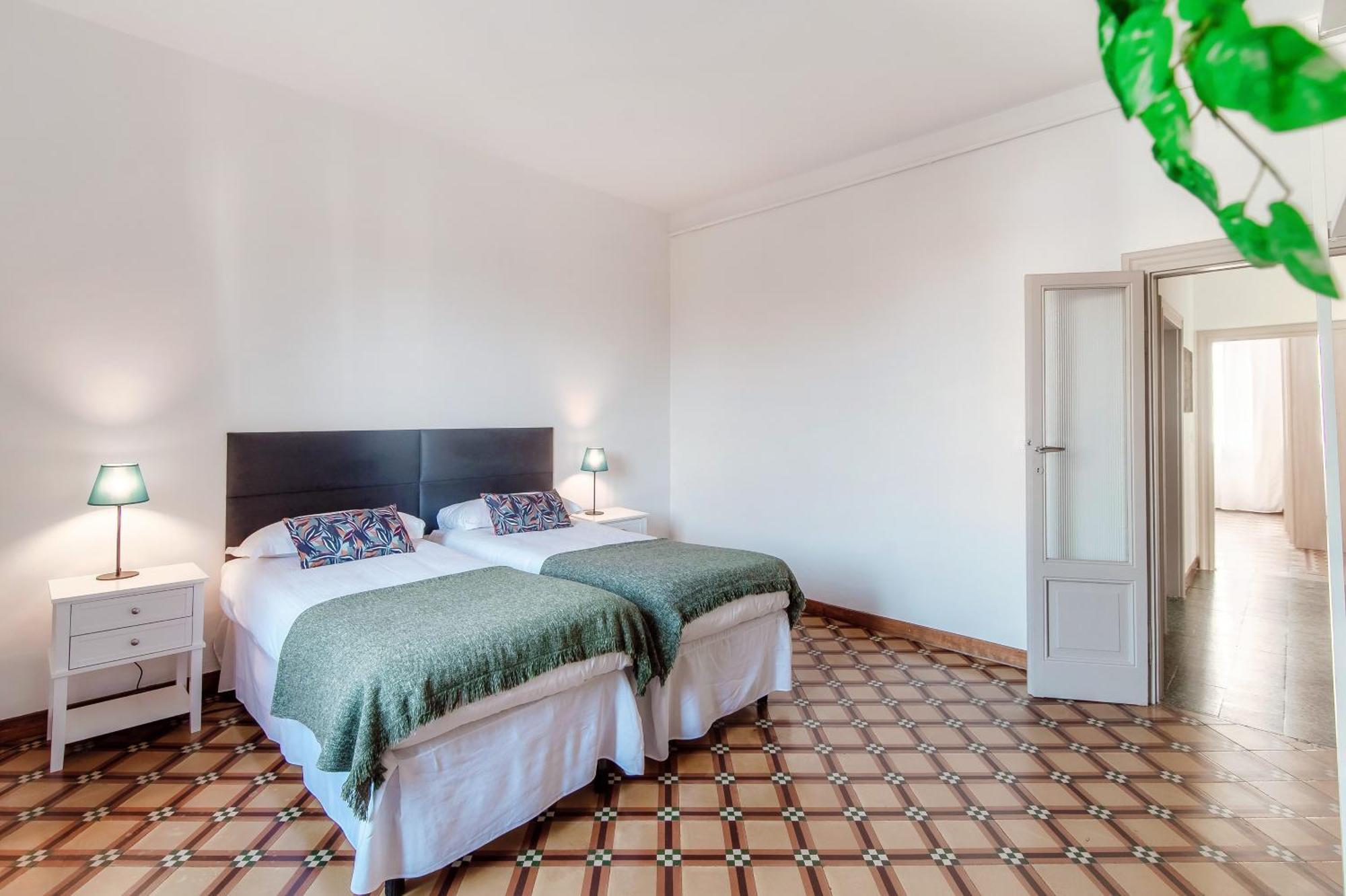 Stella Apartment By Quokka 360 - Past And Present In קומו מראה חיצוני תמונה
